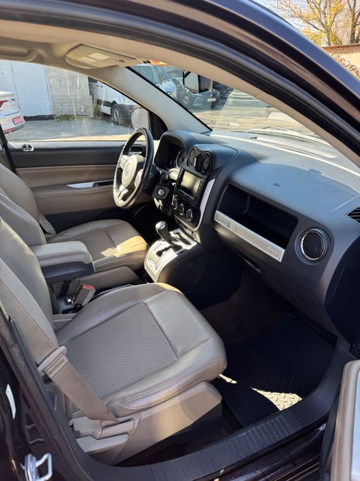 Jeep Compass Latitude