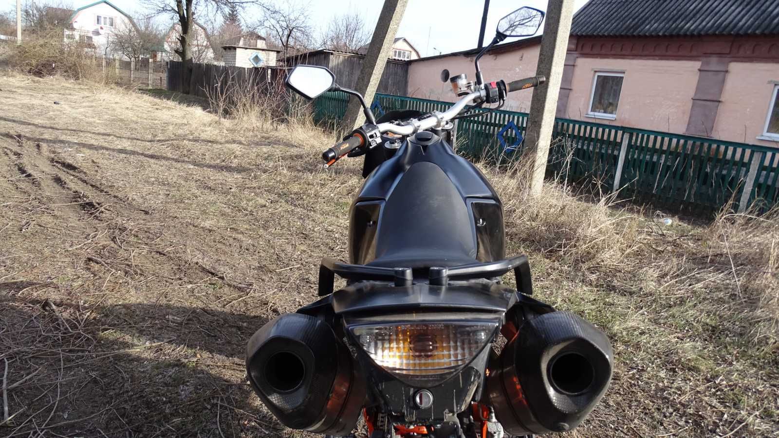 Мотоцикл KTM LC 8 объем 950