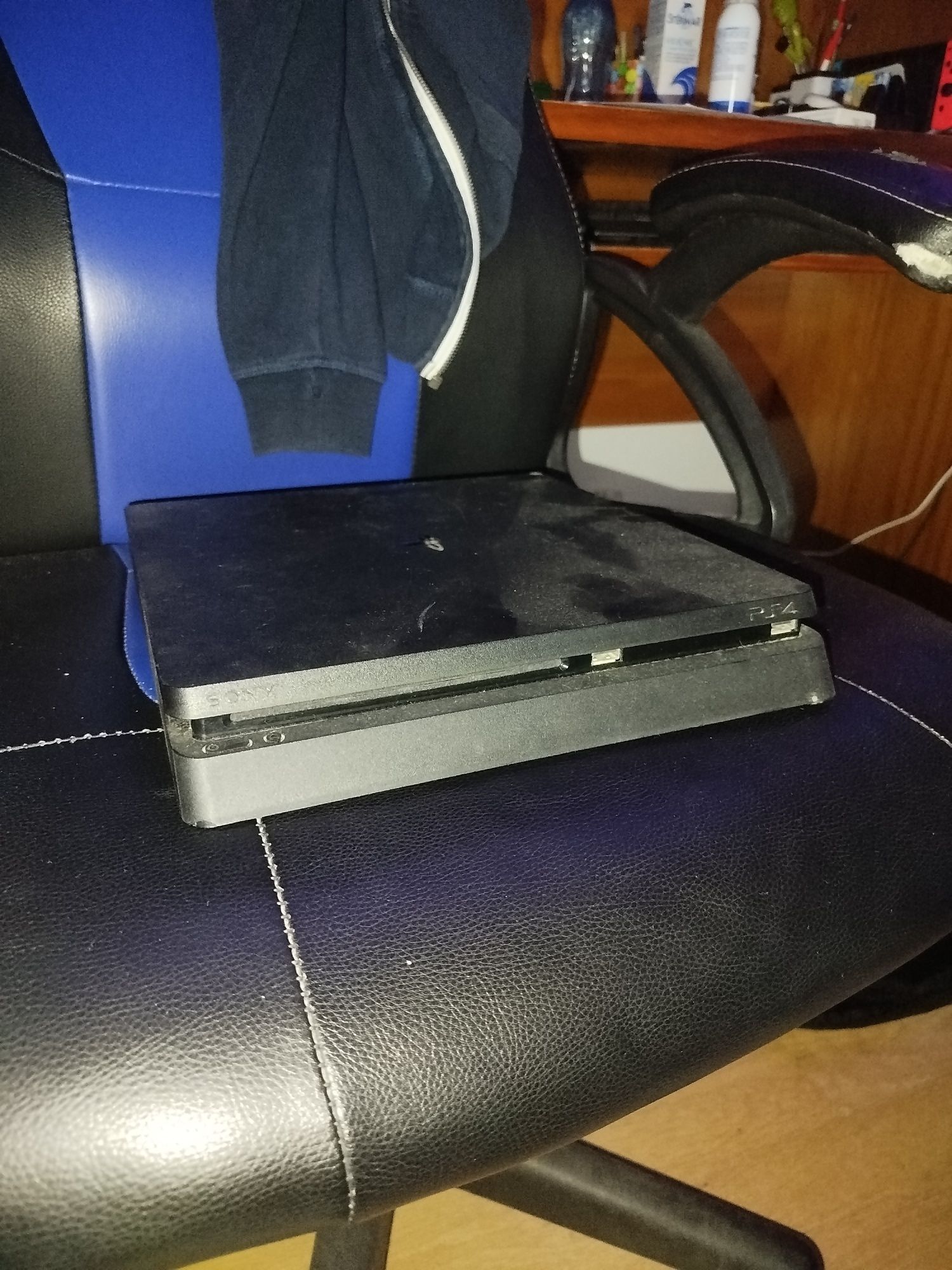 Ps4 usada mais comando