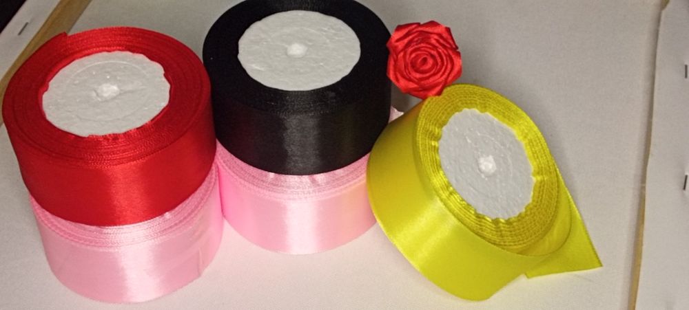 Атласна  стрічка