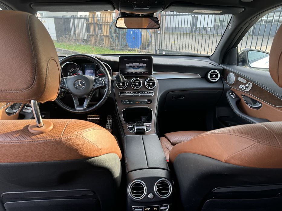 Mercedes GLC 43 AMG 367 koni, brązowa skóra, kamery 360, 9G tronic
