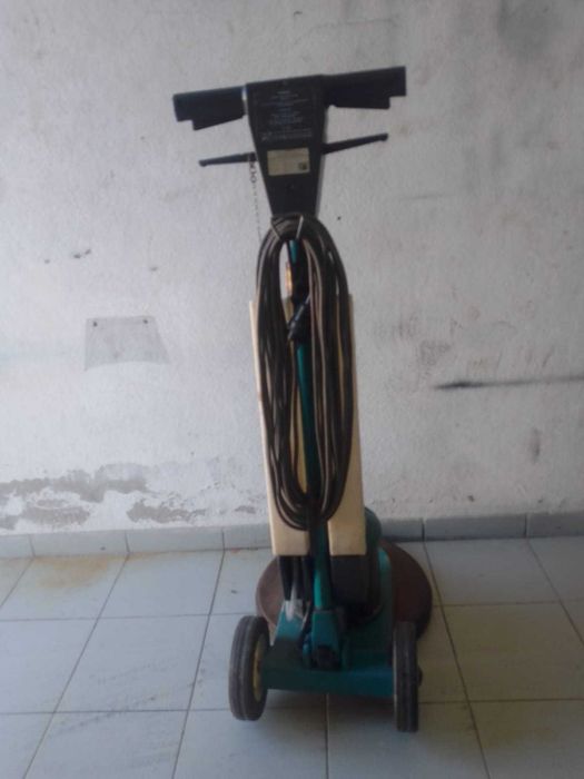 Máquina de Polir Chão