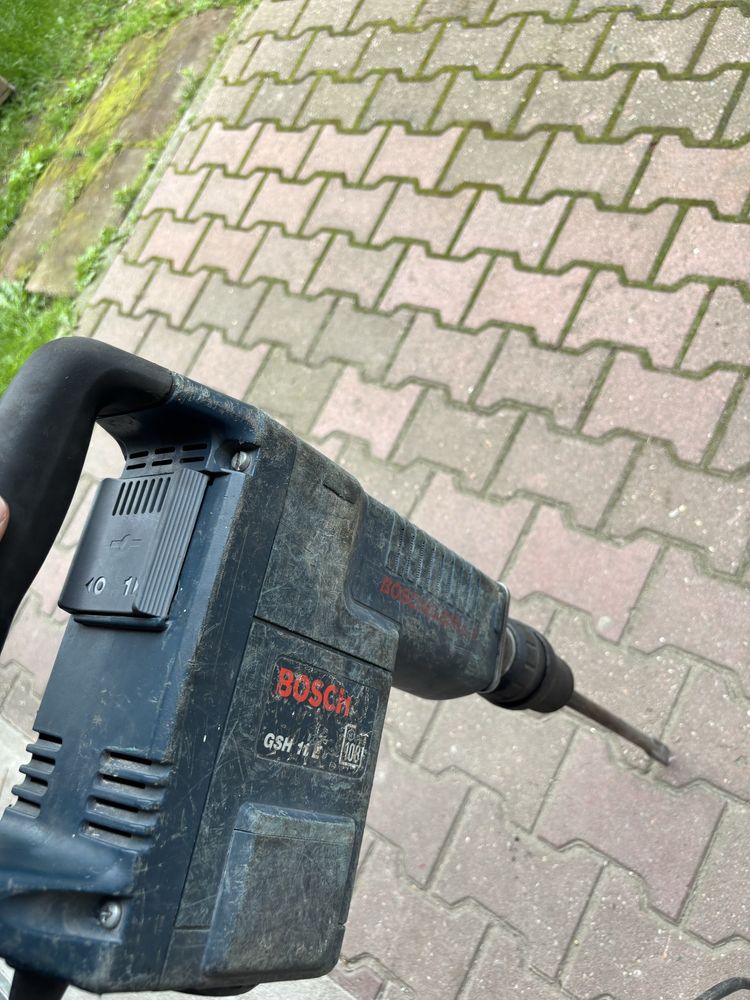 Sprzedam młot wyburzeniowy Bosch GSH 11 E – w pełni sprawny
