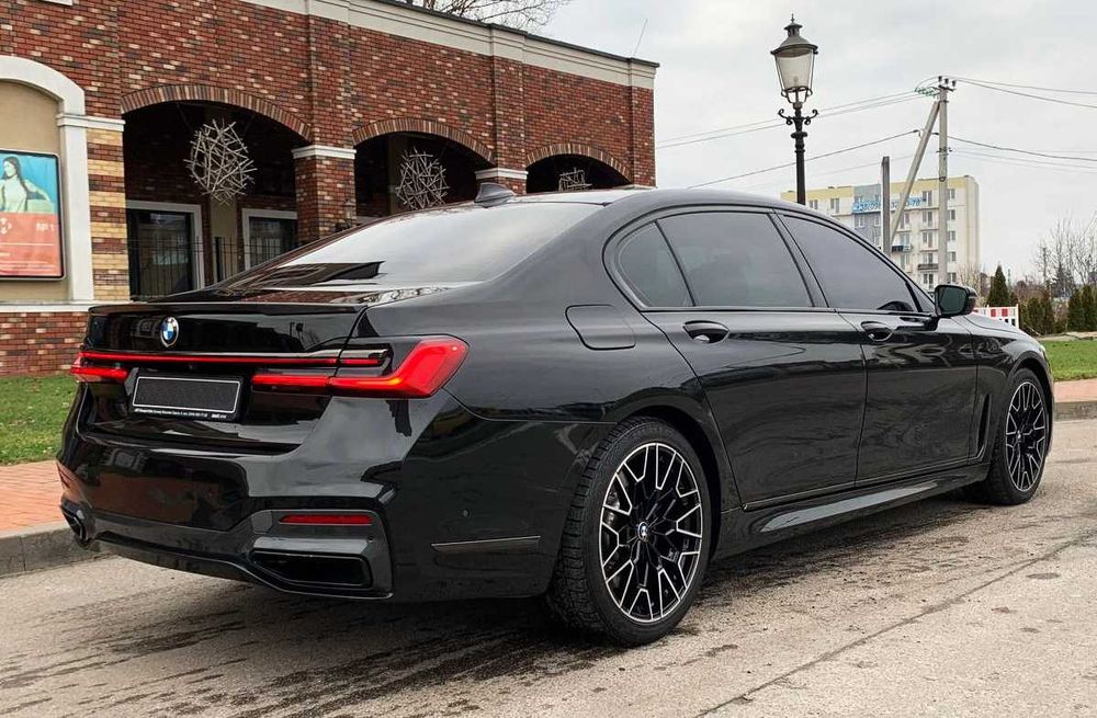 BMW 750 LI аренда с водителем прокат без водителя
