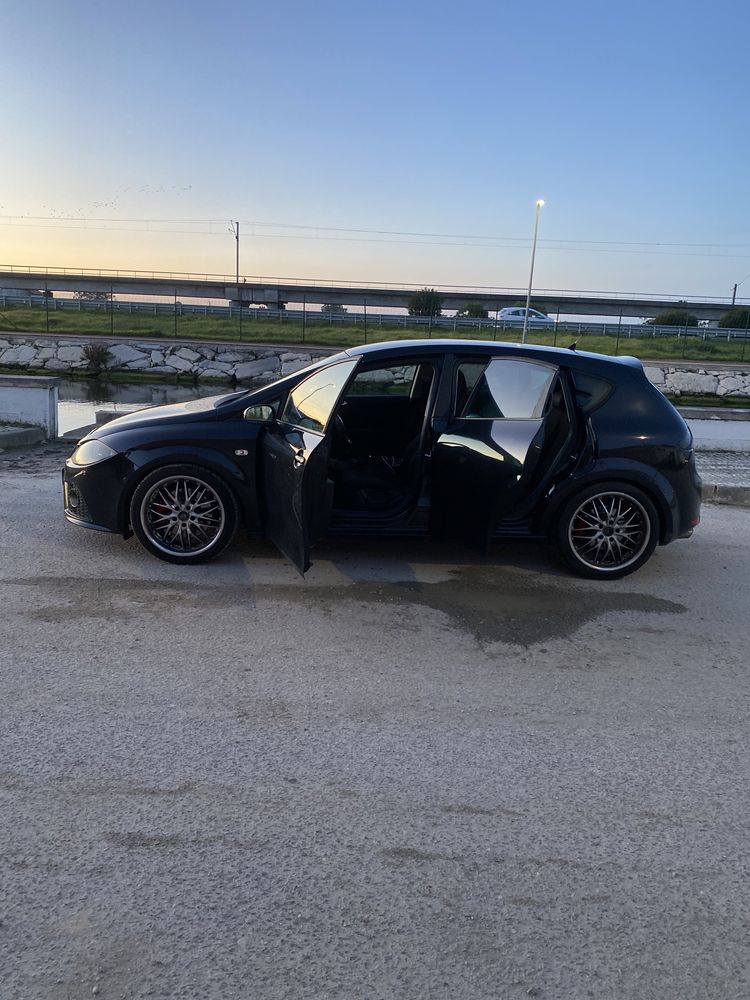SEAT Leon 2.0 TDI FR 170cv