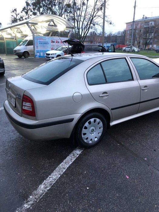 Продаю Skoda Octavia 2006 року випуску, Двигун 1.6 MPI