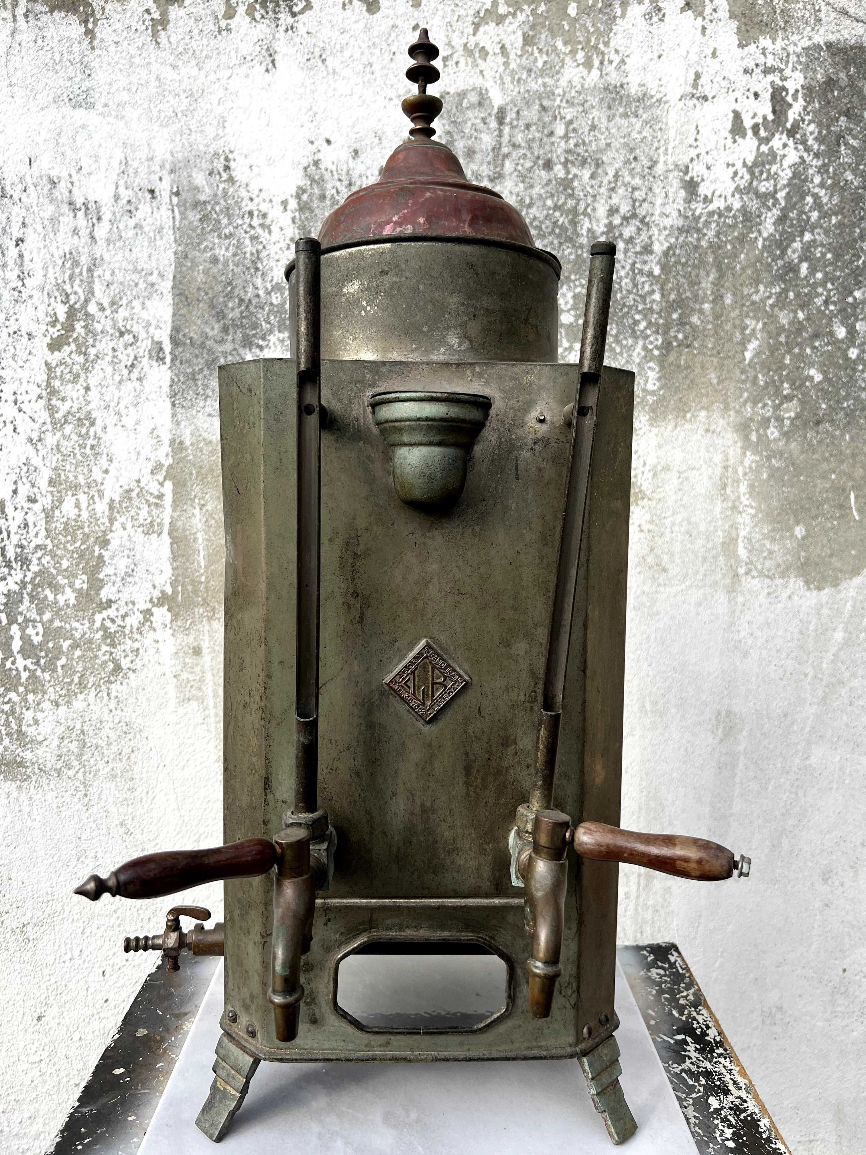 Maquina de cafe antiga