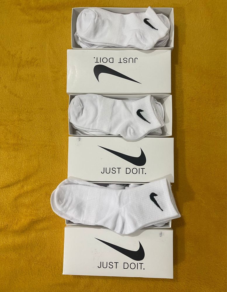 Meias nike + caixa