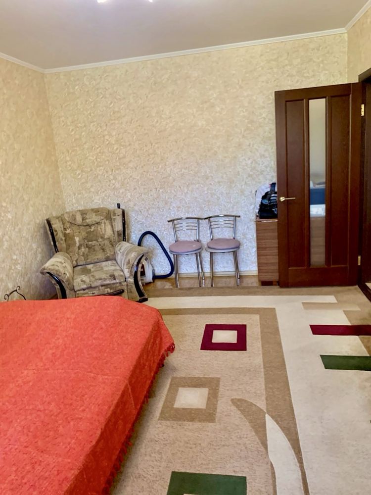 Продам 2 ком квартиру Бородинский , Великий Луг,  ул. Зеленая