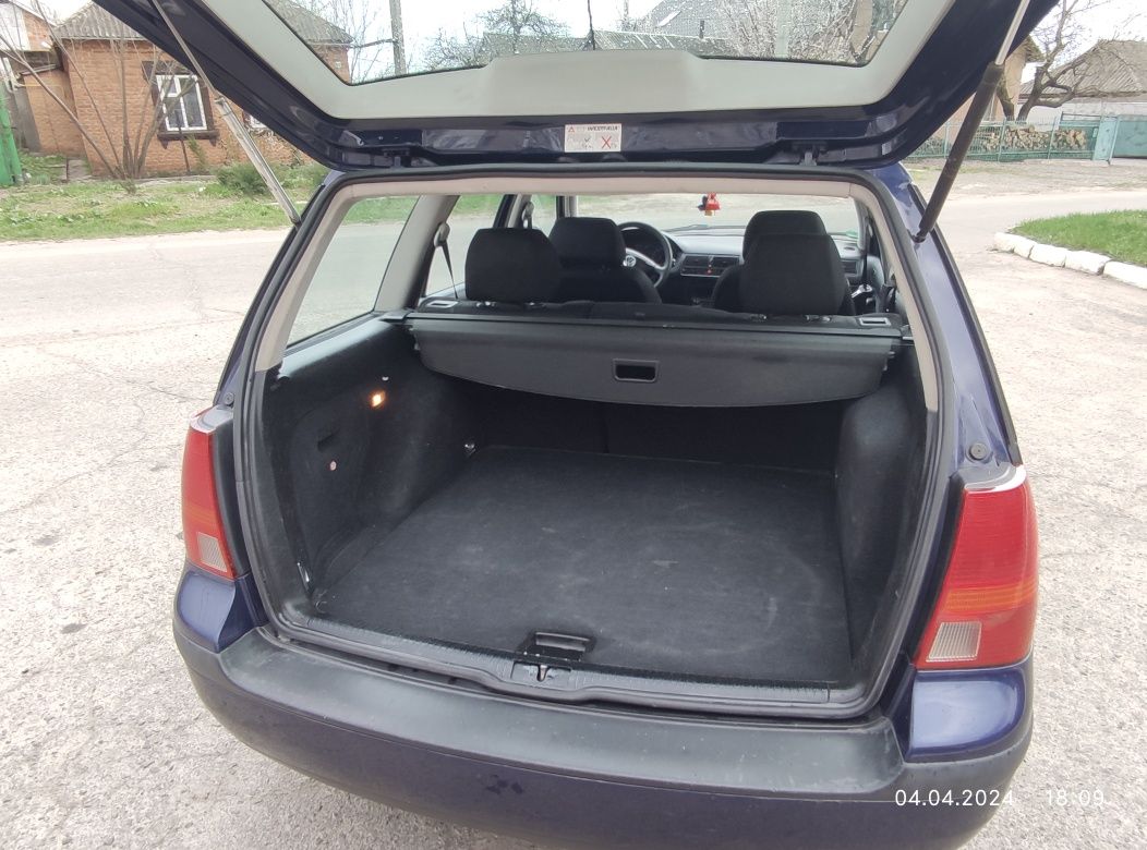 Продам Volkswagen Golf 4