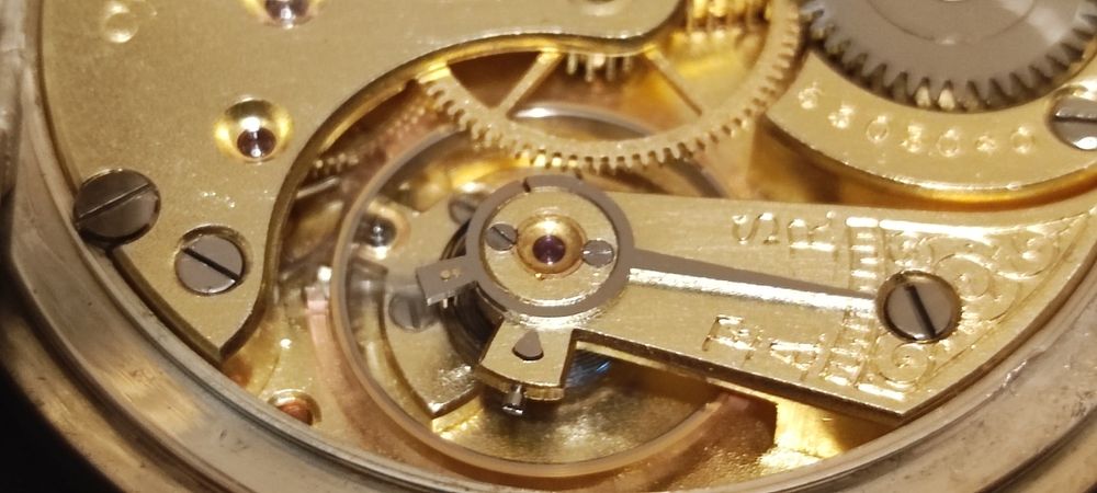 Impecável Relógio de bolso Omega Caixa Prata