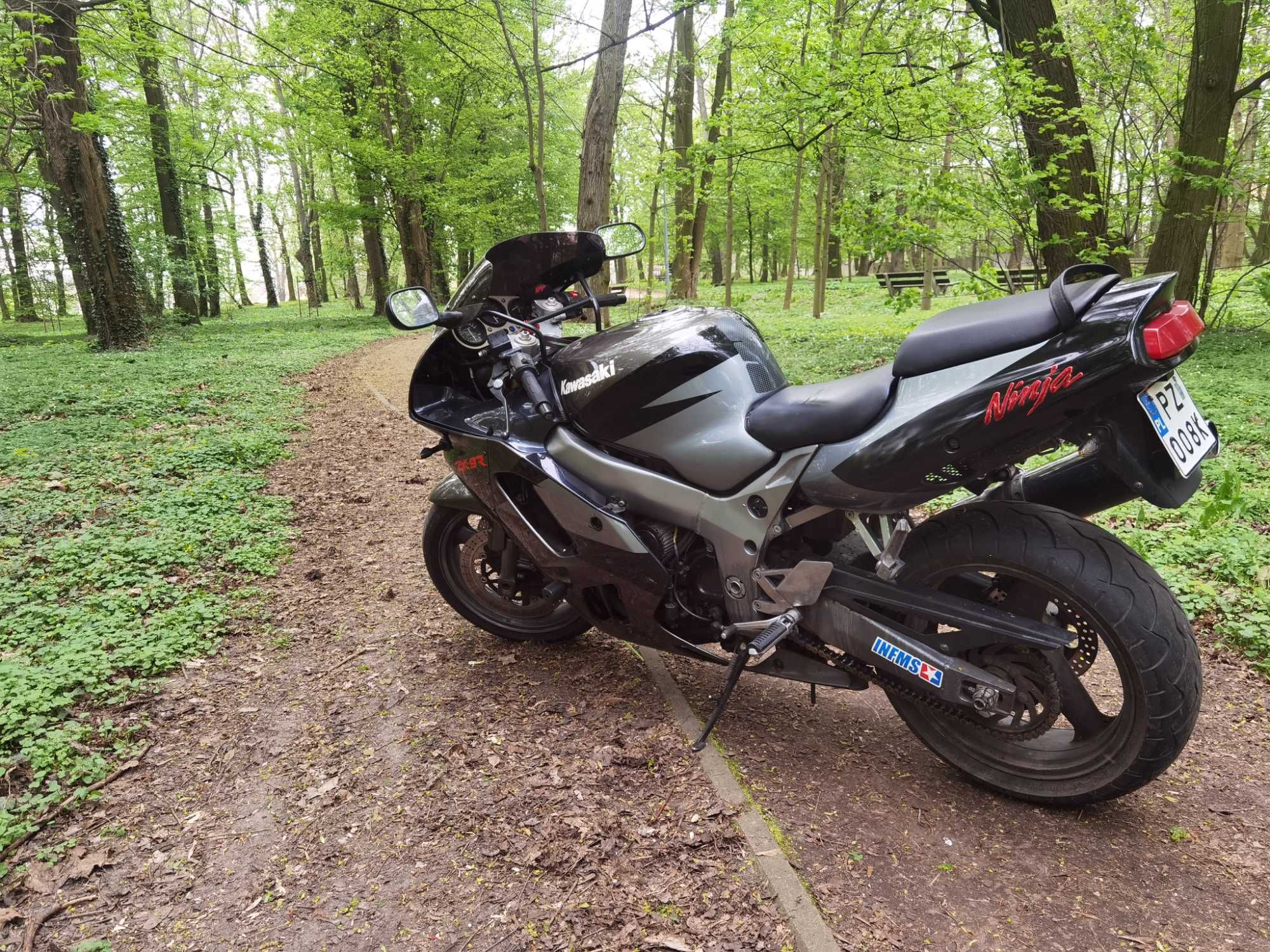 Kawasaki zx9r ninja