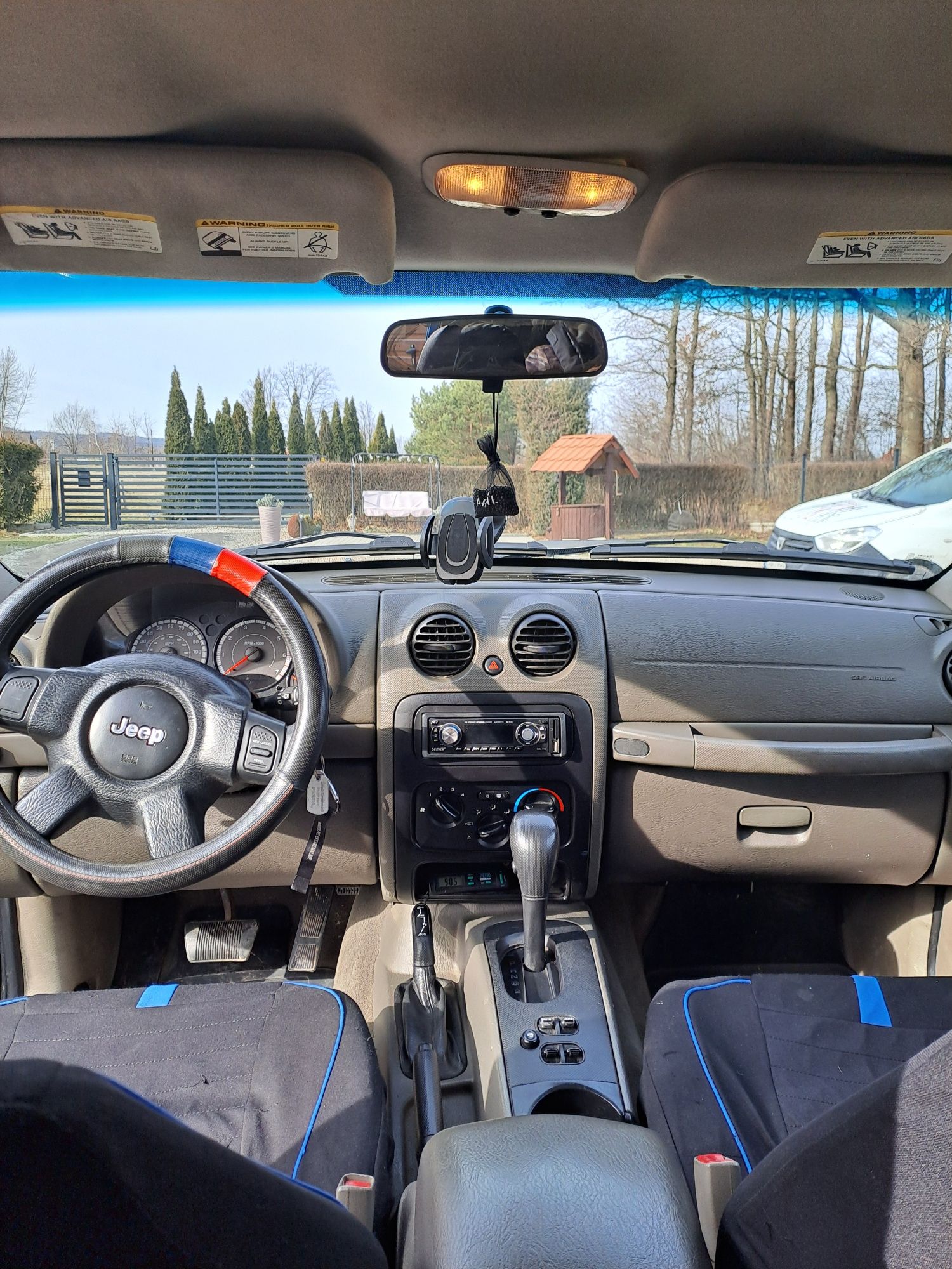 JEEP Cherokee/Lliberty KJ 4X4 *lpg