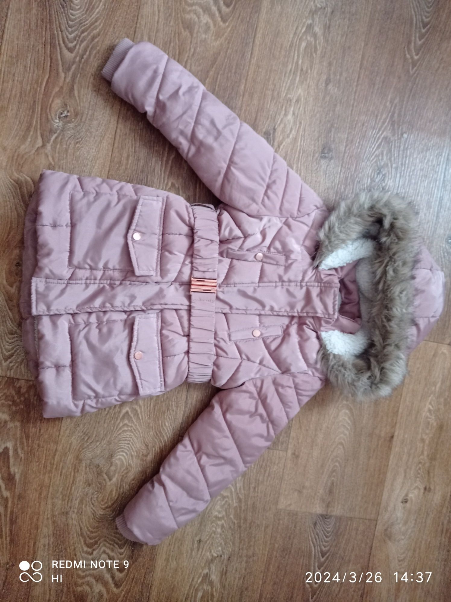 Зимова куртка Primark для дівчинки 5-6 років 116 см