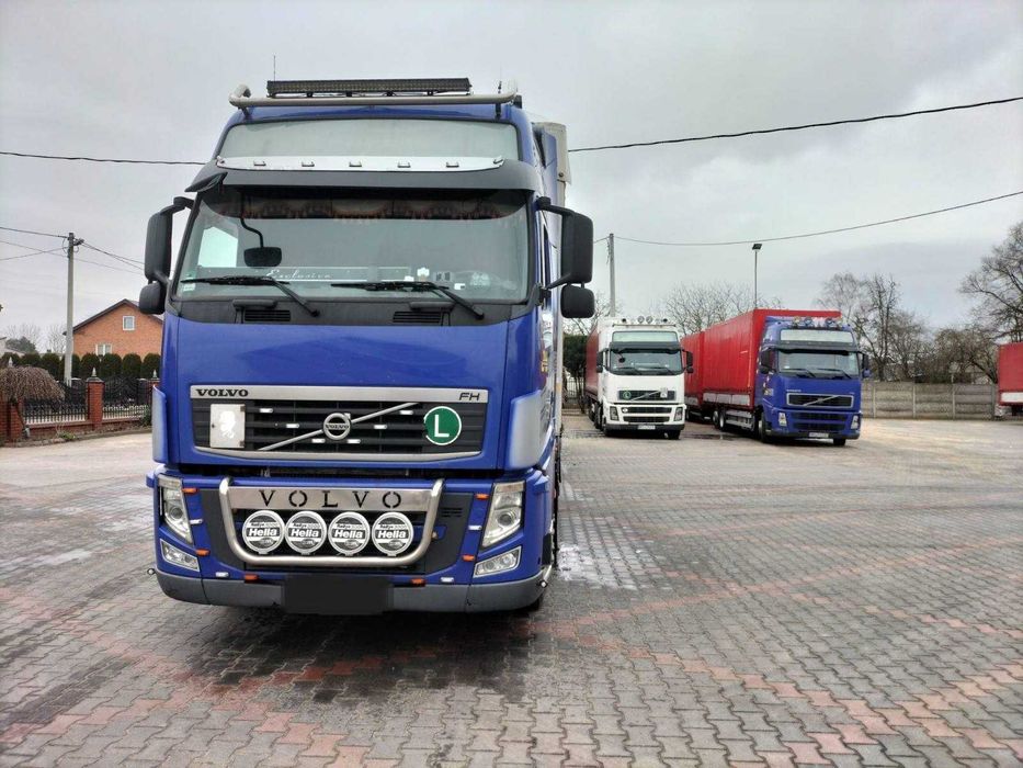 Ciągnik siodłowy VOLVO