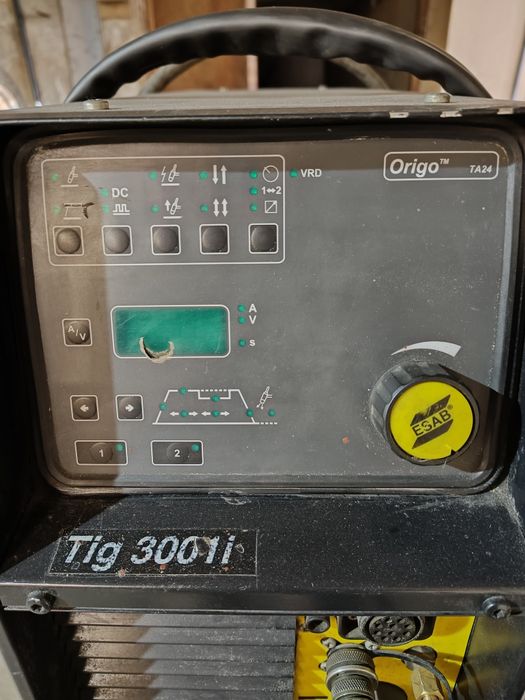Tig ESAB 3001 iw Puls. Uchwyt  Parker chłodzony