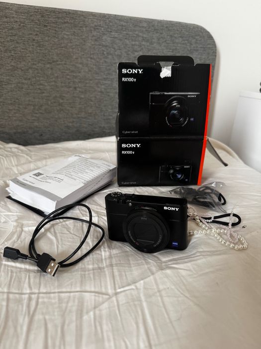 Aparat Sony RX100 V