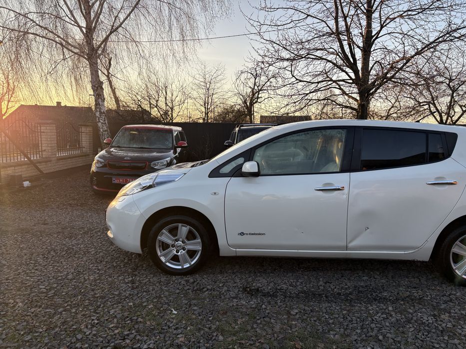 Nissan Leaf 2012
