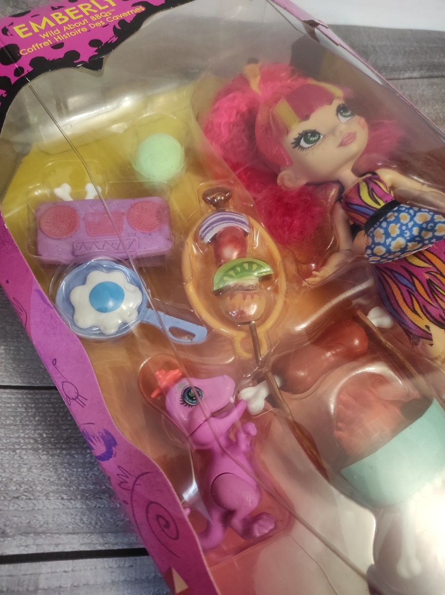 Кукла Пещерный клуб Cave Club Emberly Roaralai Mattel
