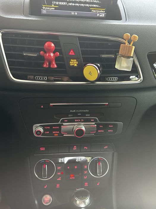 Продам AUDI Q3 2017р