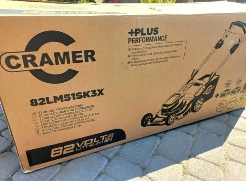 Самохідна потужна акумуляторна газонокосарка Cramer82LM51S, Швеція