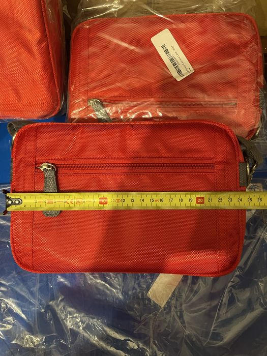 Сумка для фотоаппарата Nikon Compact Camera Case Red чехол кейс