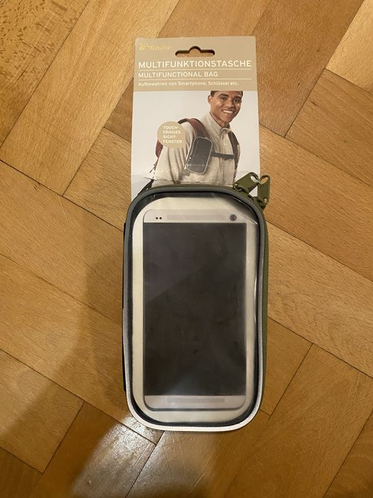 Saszetka na smartfon