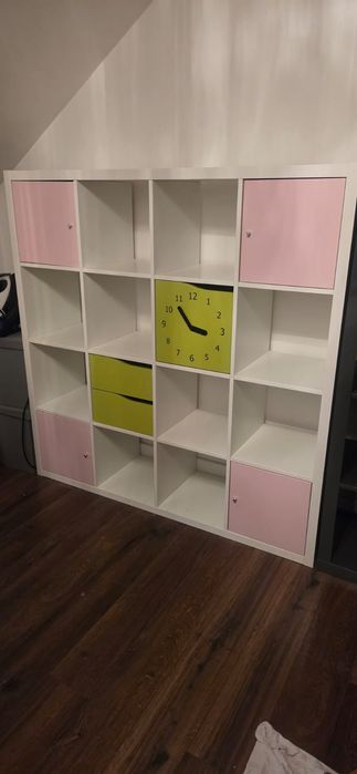 Szafka Kallax Ikea z biurkiem