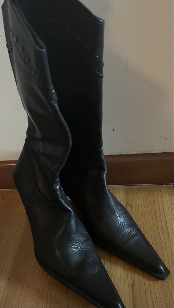 Botas Pretas Salto