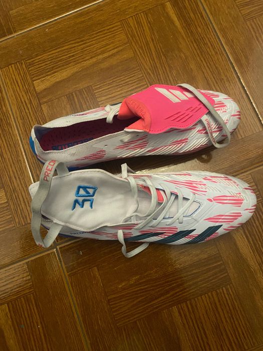 ChUteiras adidas