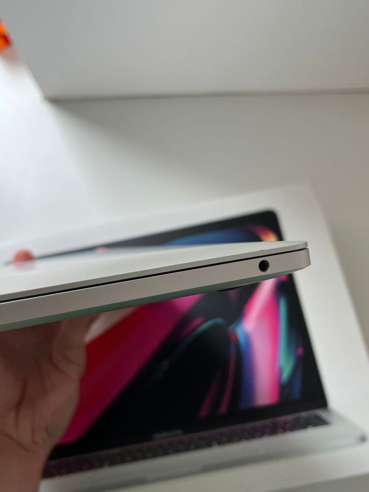 MacBook Pro 13 MI/8GB/256GB/A2338