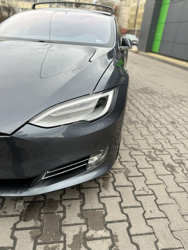 Продам или обмен  Tesla Model S 2020 Год 100 KWT обмен на недвижимость