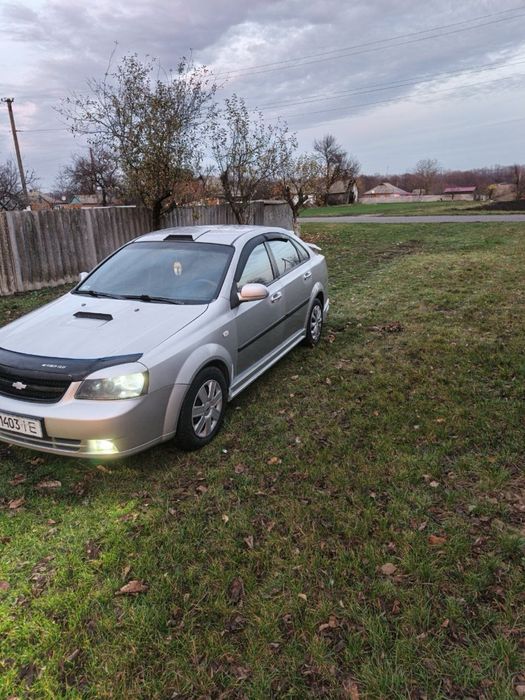 Продам Шевроле Лачеті