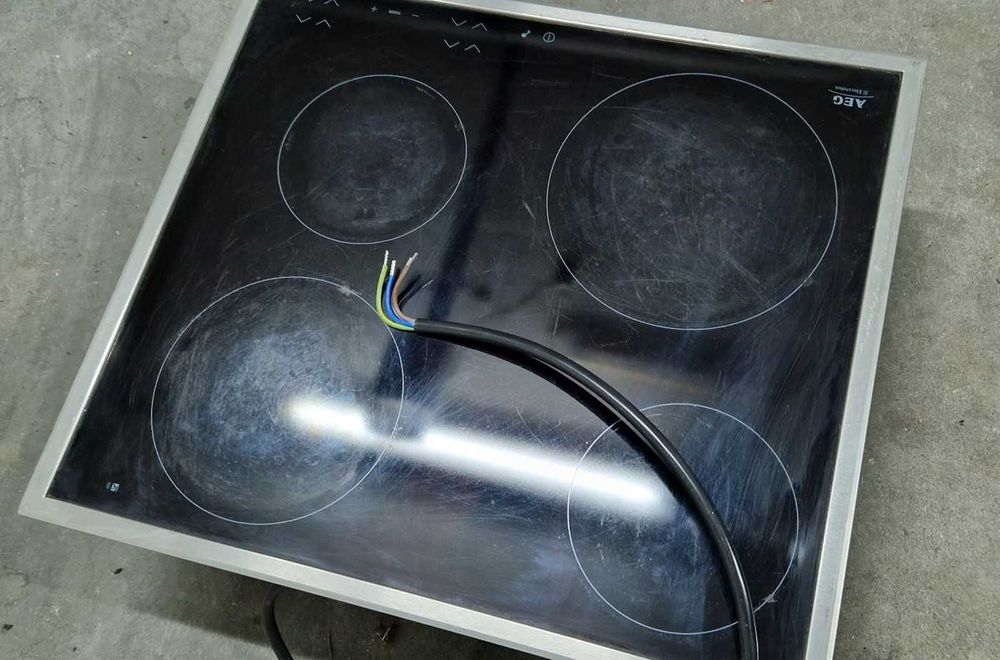 Placa Vitrocerâmica - AEG Electrolux