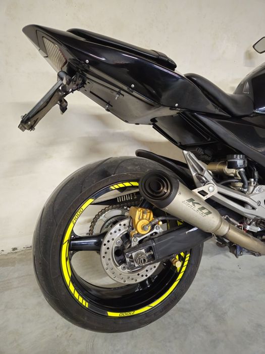 Kawasaki Z1000 *Świeże opony *Akcesoryjny wydech *Pływające kierunki