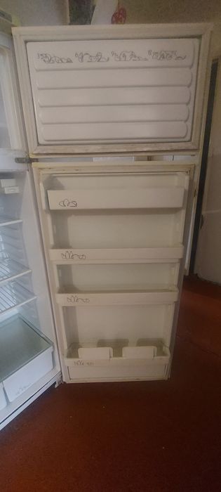 Холодильник Атлант.