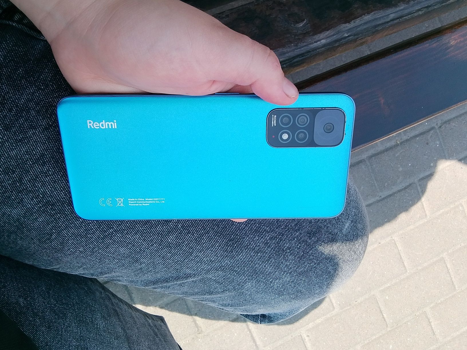 Продам телефон на запчастини редмі нот 11