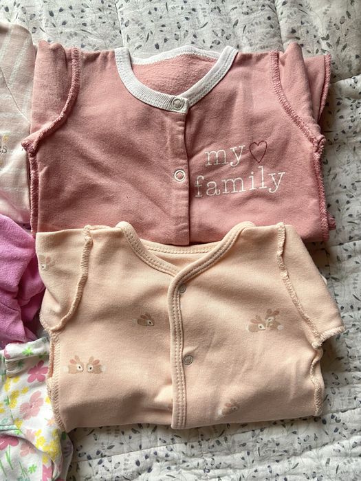 Лот одягу для новонародженої дівчинки