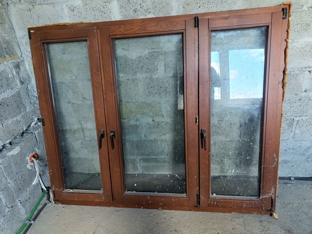 Okna z demontażu drewniane