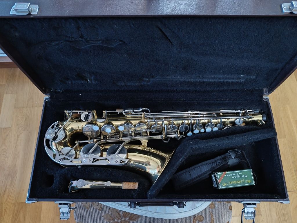 Саксофон альт Yamaha Yas 23