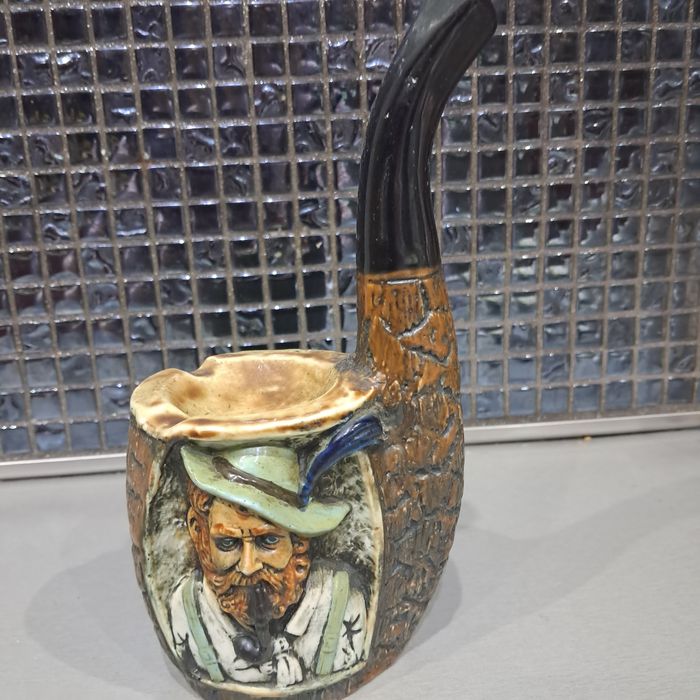 Stara bawarska popielniczka w kształcie fajki