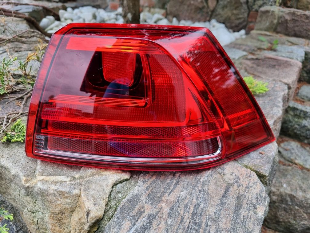 vw golf VII lampa tylna prawa prawy tył led  oryginał