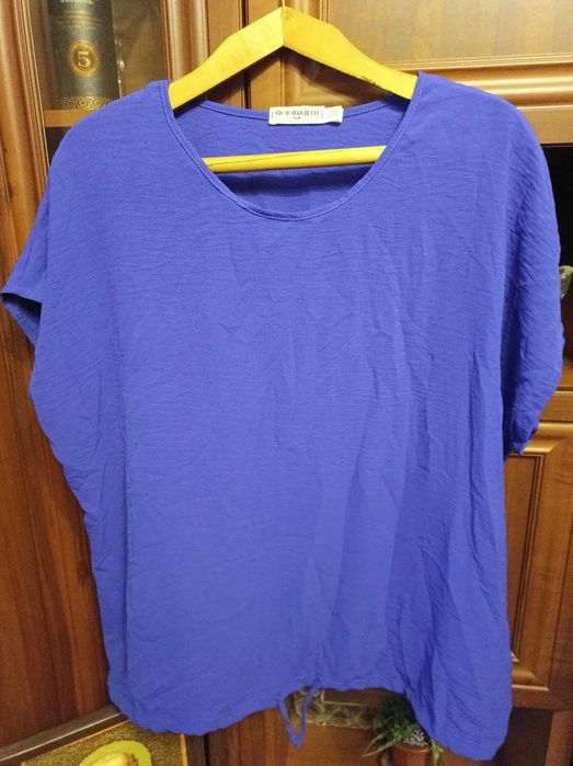 Продам  блузки  большого размера.