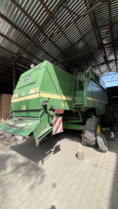 Продам комбайн John Deere 2066
