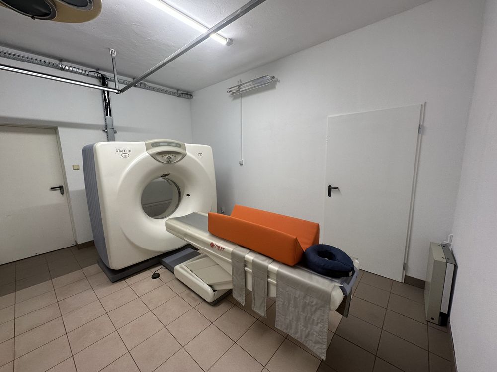 GE dual - Używany tomograf komputerowy