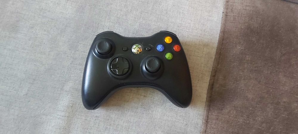 Pad bezprzewodowy do konsoli Microsoft Xbox 360 czarny