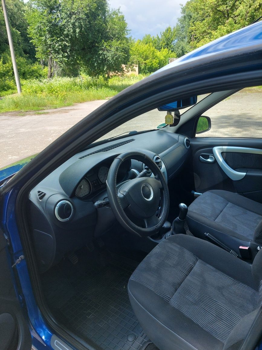 Dacia Logan MCV 2009р