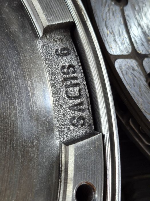 Демпфер Зчеплення 1.6 Ford Volvo Mazda Mini Citroën Peugeot