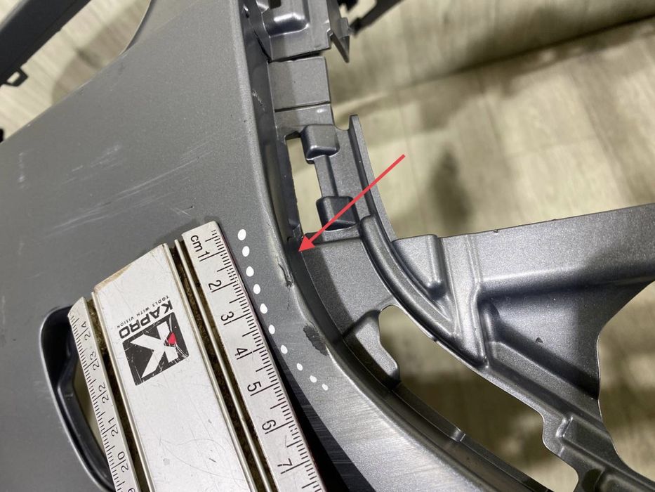 Бампер передний BMW 7 i7 G70 / 2022 2023 2024 г./ 5111946404