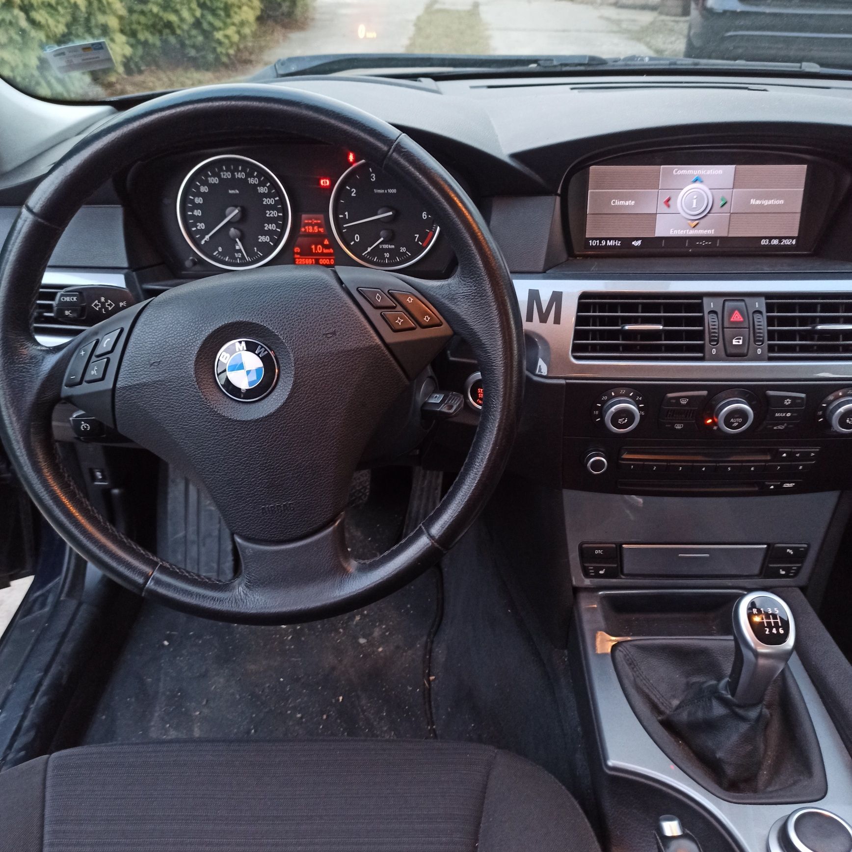 BMW 5 E60, 2,5 benzyna lift 190km
